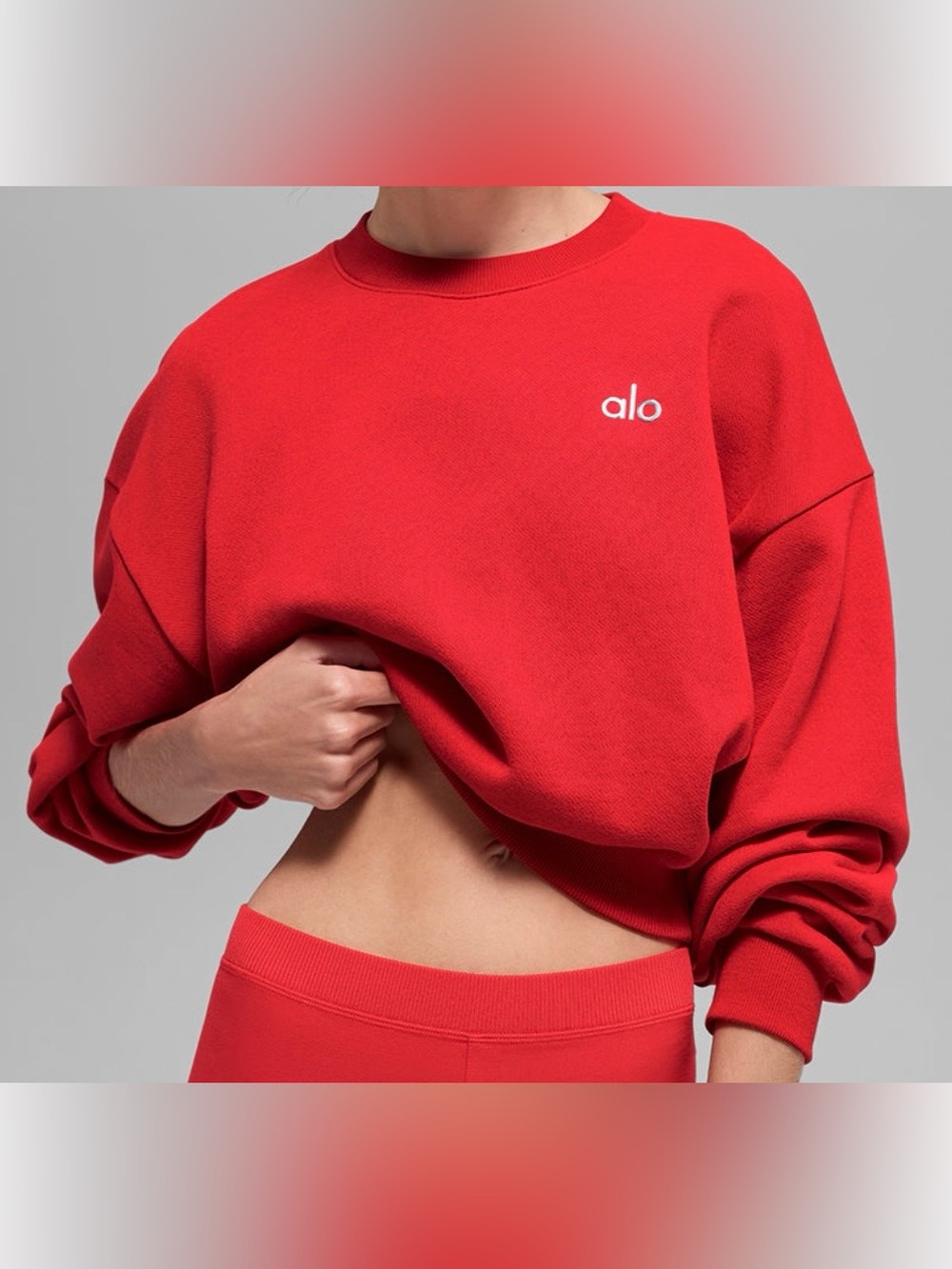ALO Yoga Cropped accolade crewneck bright red S